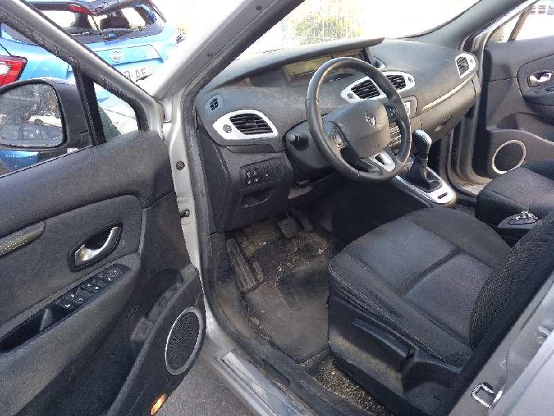 renault scenic iii del año 2010