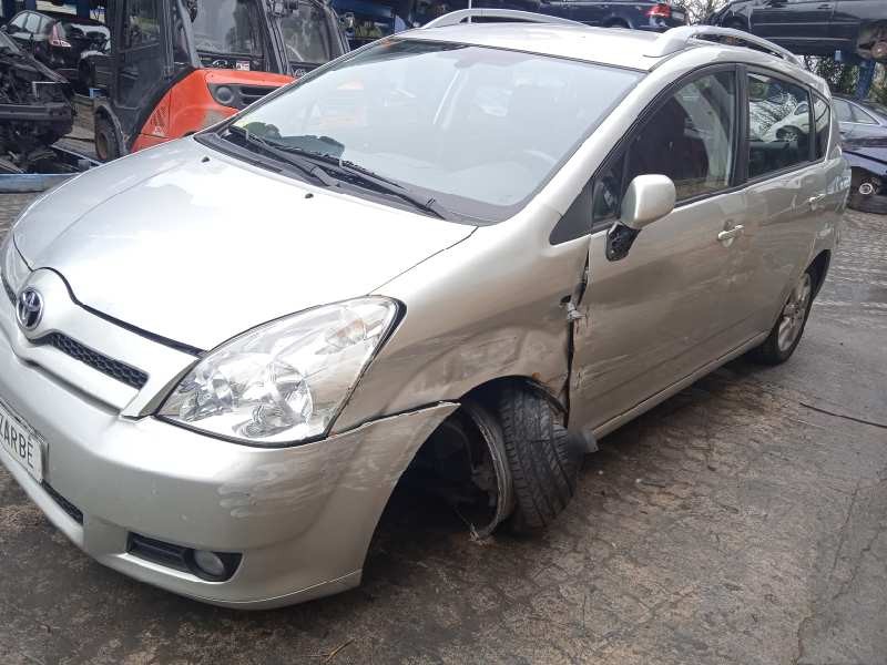 toyota corolla verso (r1) del año 2006