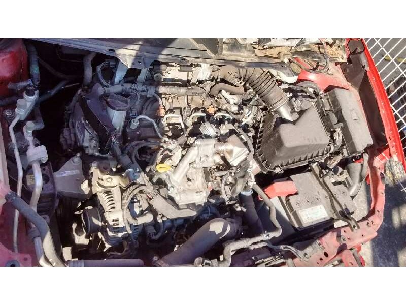 toyota auris del año 2011