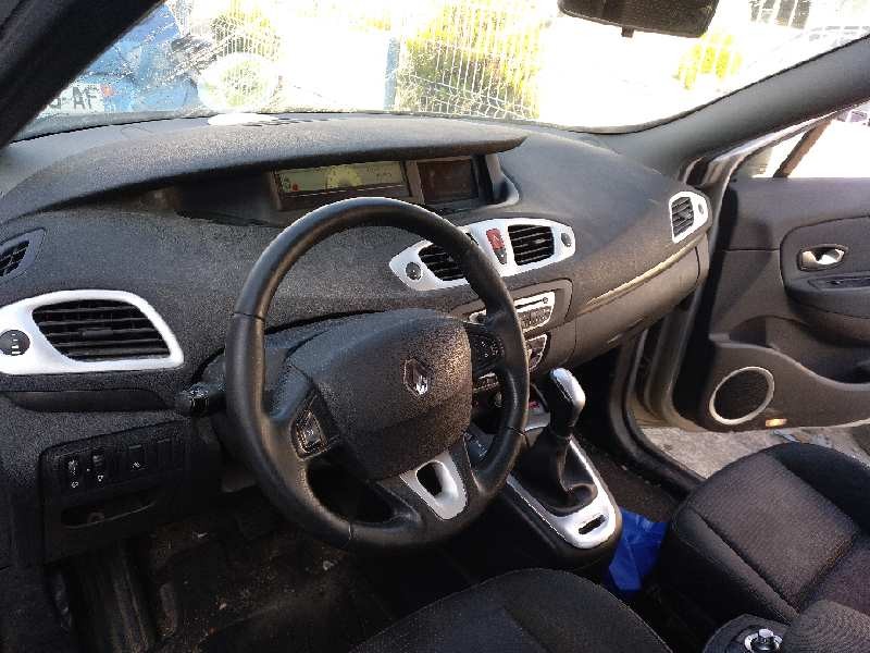 renault scenic iii del año 2010