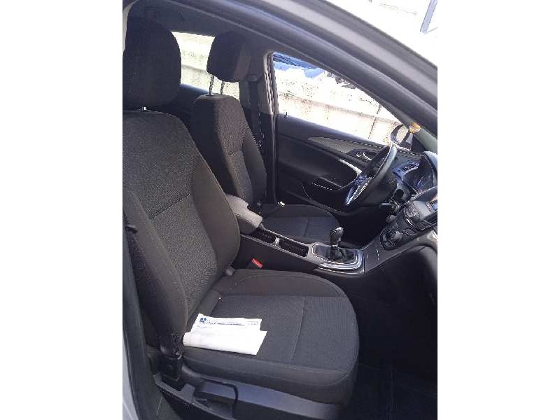 opel insignia berlina del año 2014