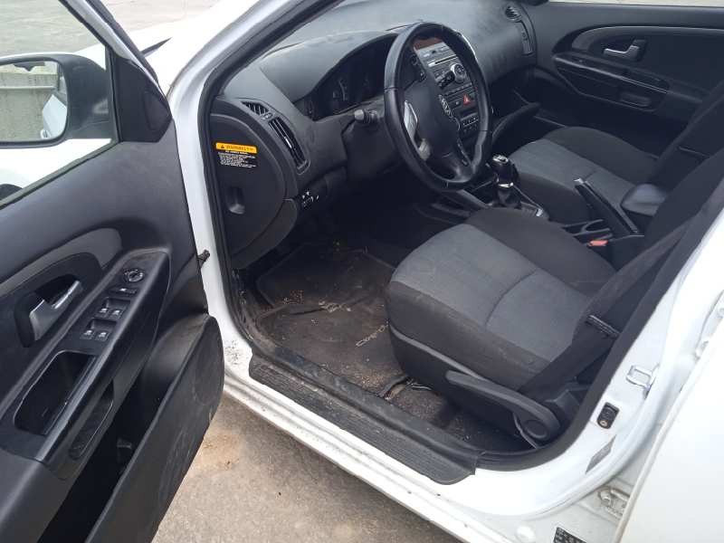 kia cee´d sporty wagon del año 2012