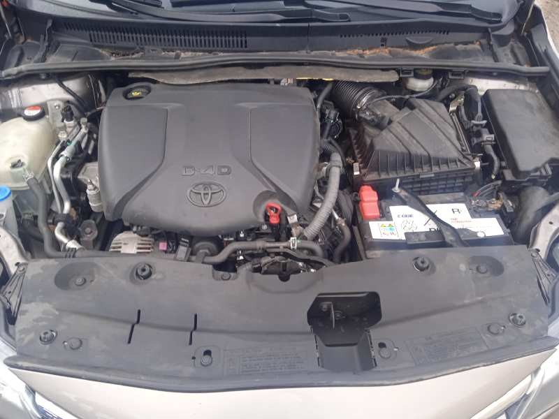 toyota avensis touring sports del año 2016