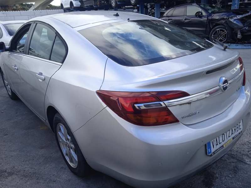 opel insignia berlina del año 2014