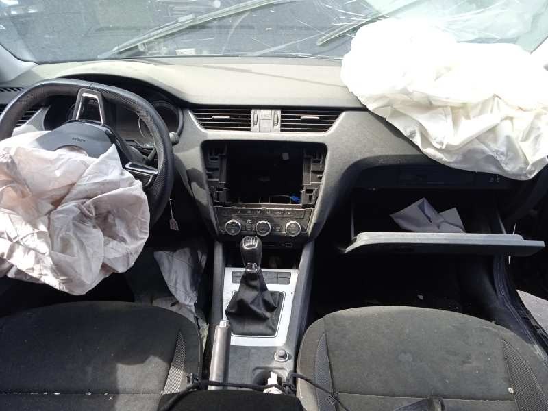 skoda octavia lim. (5e3) del año 2019