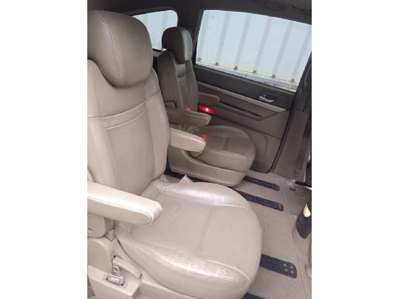 ssangyong rodius del año 2006