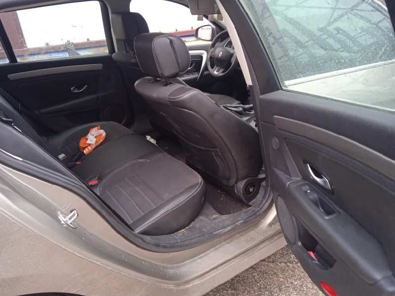 renault laguna grandtour iii del año 2011