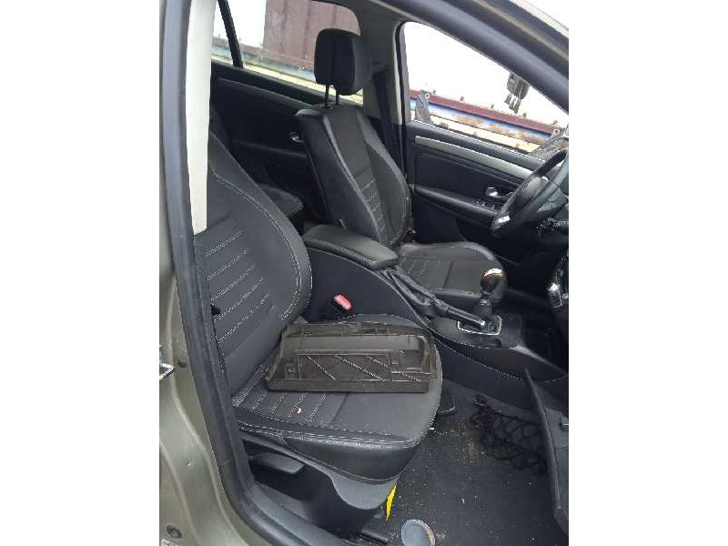 renault laguna grandtour iii del año 2011