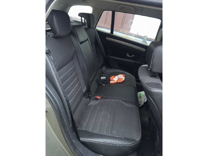 renault laguna grandtour iii del año 2011