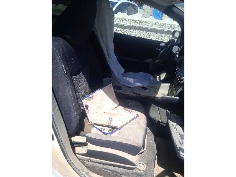 nissan leaf del año 2021