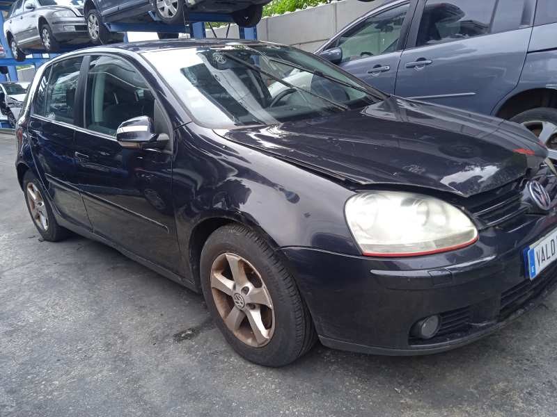 volkswagen golf v berlina (1k1) del año 2006