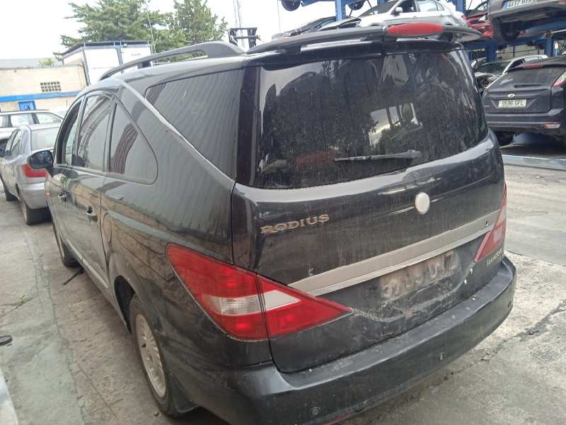 ssangyong rodius del año 2006