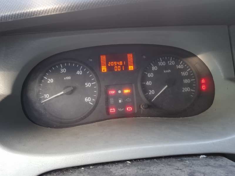 nissan primastar (x83) del año 2005