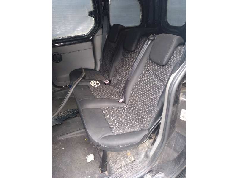 renault kangoo del año 2010