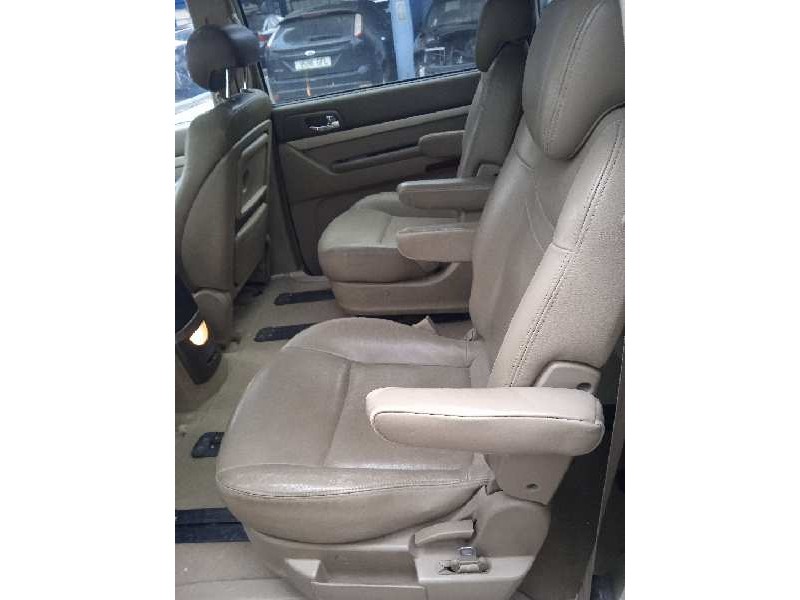 ssangyong rodius del año 2006