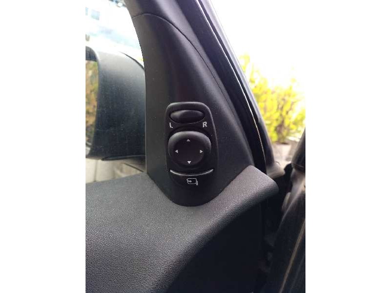 saab 9-3 berlina del año 2005