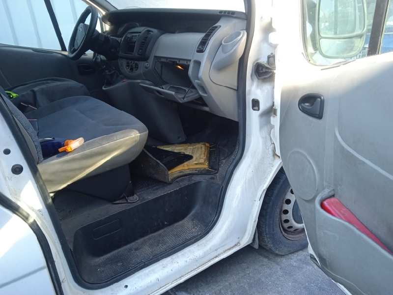 nissan primastar (x83) del año 2005