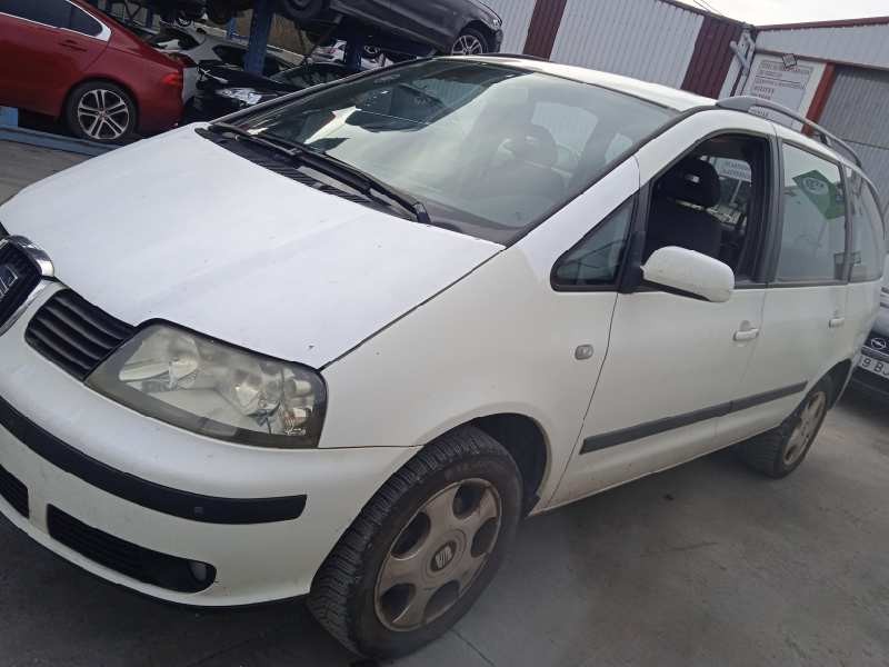 seat alhambra (7v9) del año 2001