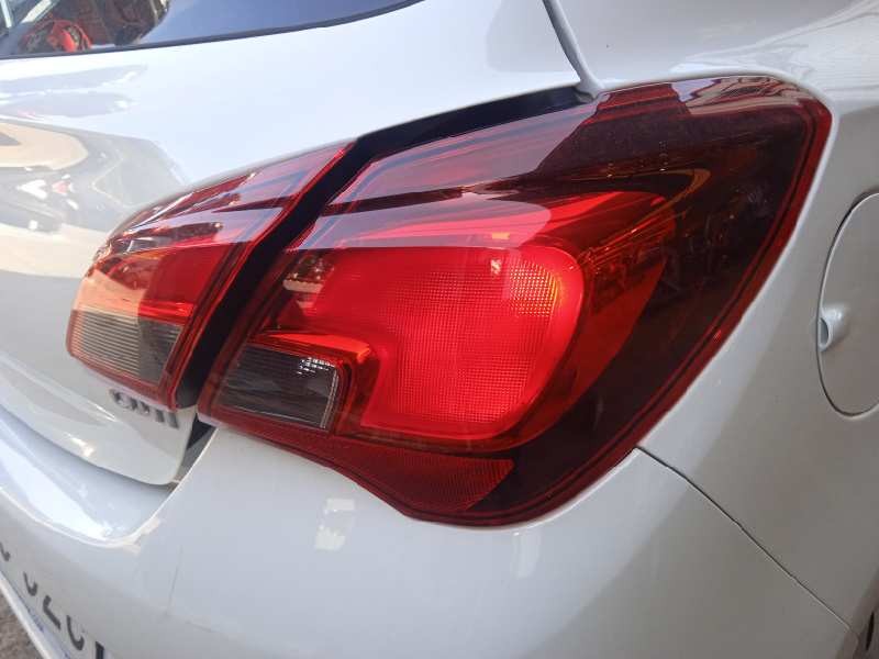 opel corsa e del año 2017