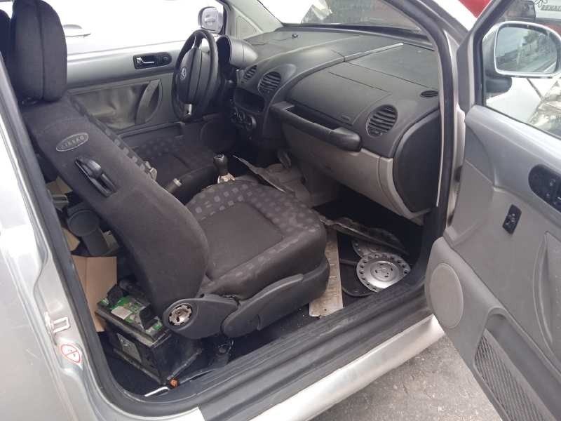 volkswagen new beetle (9c1/1c1) del año 1999