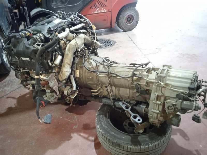 land rover range rover del año 2013