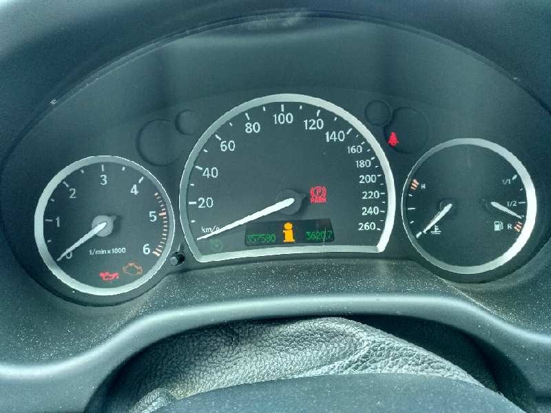 saab 9-3 berlina del año 2005