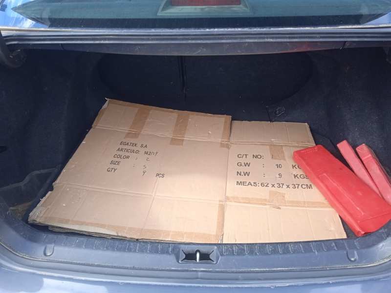 toyota avensis berlina (t25) del año 2005