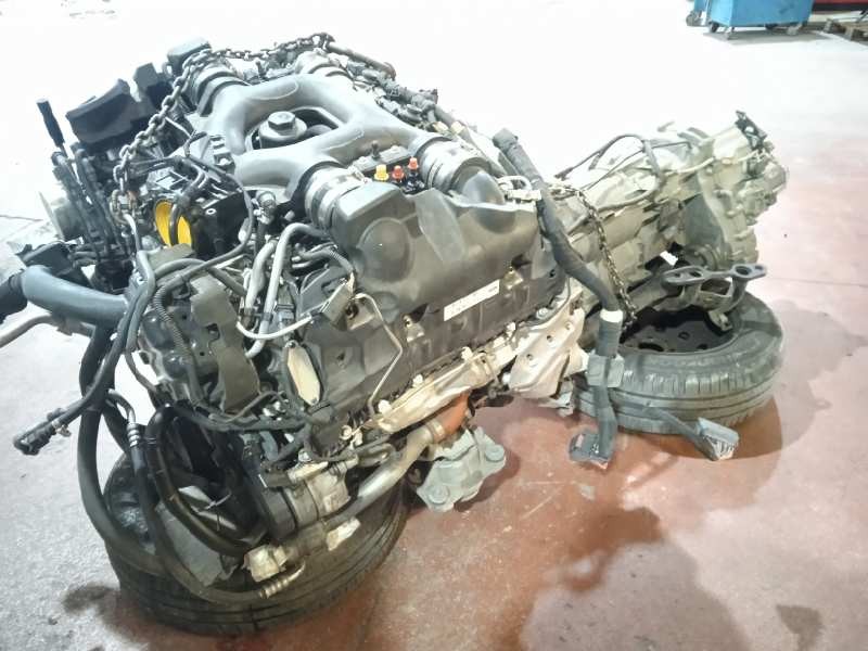 land rover range rover del año 2013