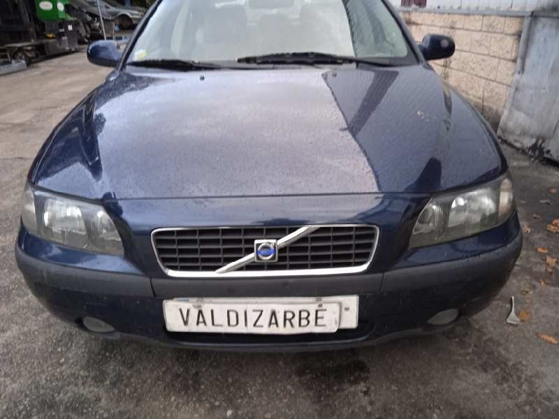 volvo s60 berlina del año 2002