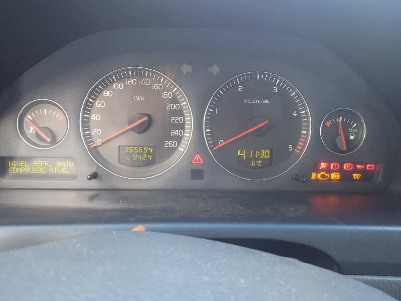 volvo s60 berlina del año 2003