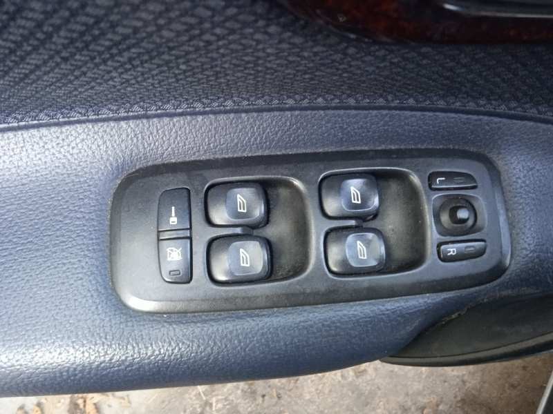 volvo s60 berlina del año 2003