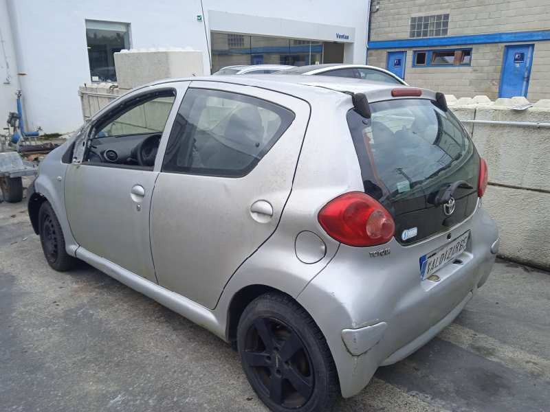 toyota aygo (kgb/wnb) del año 2008