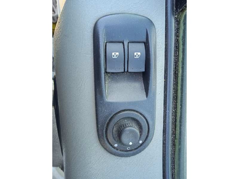 opel vivaro del año 2006