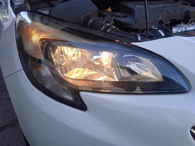 opel corsa e del año 2017