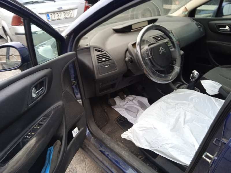 citroën c4 berlina del año 2005