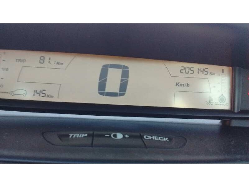 citroën c4 berlina del año 2005