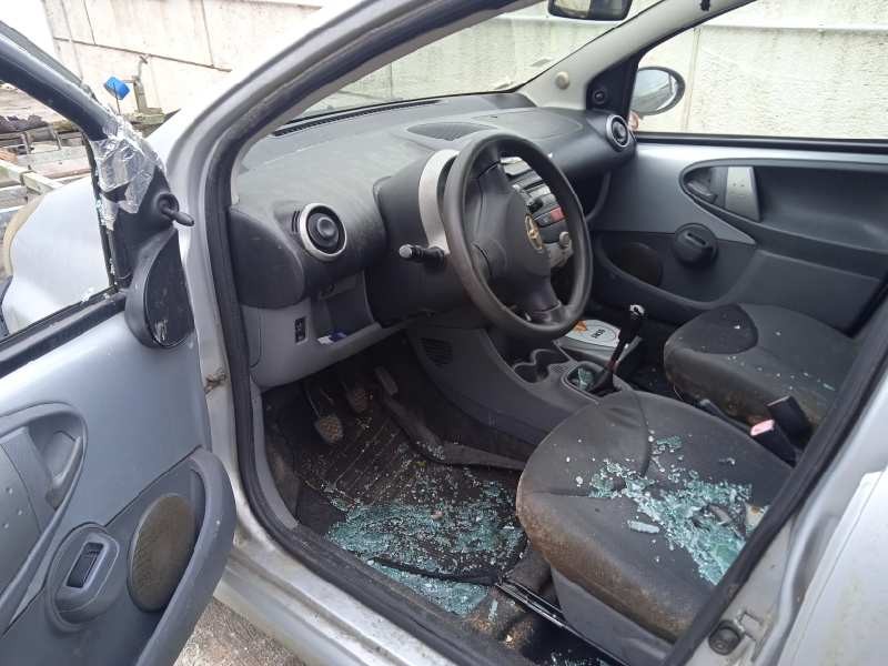 toyota aygo (kgb/wnb) del año 2008