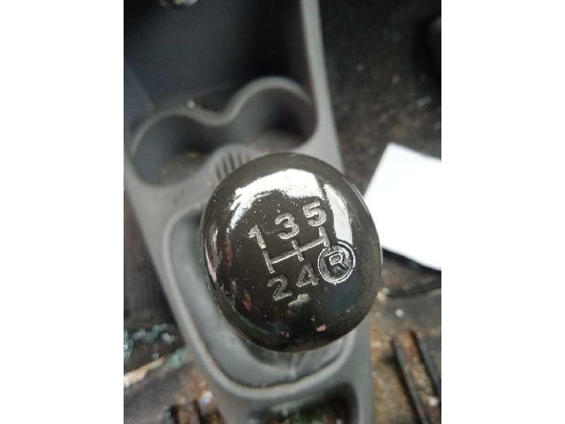 toyota aygo (kgb/wnb) del año 2008