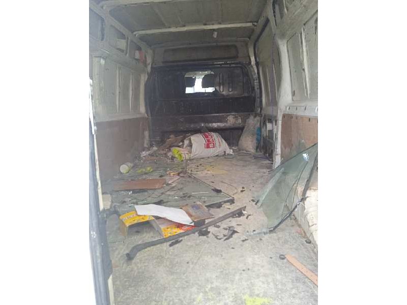 ford transit caja cerrada, larga (fy) (2000 =>) del año 2004