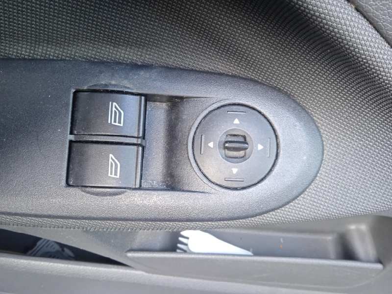 ford c-max (cb3) del año 2009