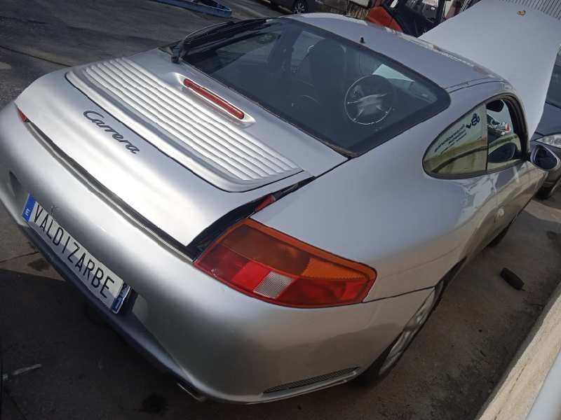 porsche 911 (typ 996) del año 1998