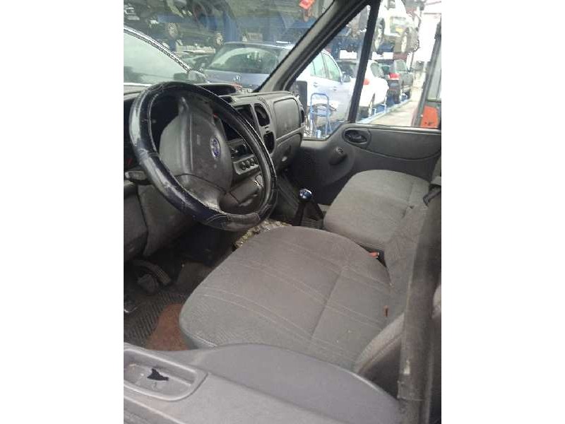ford transit caja cerrada, larga (fy) (2000 =>) del año 2004