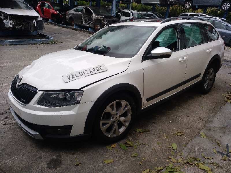 skoda octavia combi (5e5) del año 2015