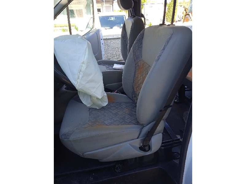 opel vivaro del año 2006