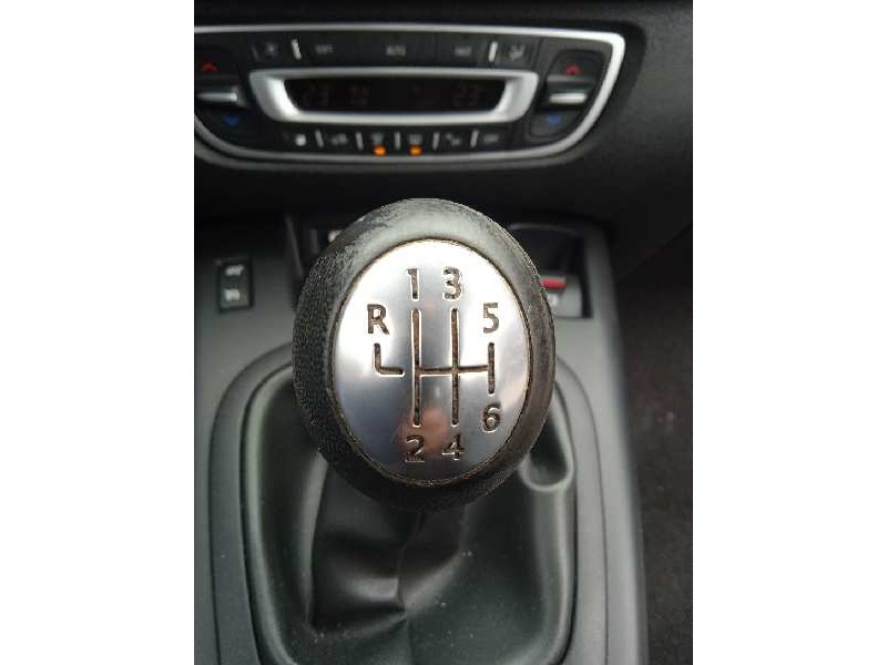 renault scenic iii del año 2010