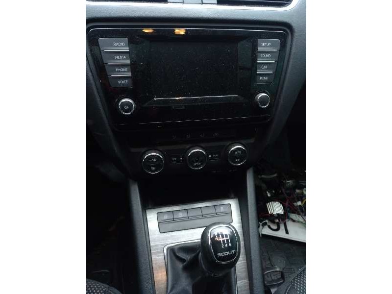 skoda octavia combi (5e5) del año 2015