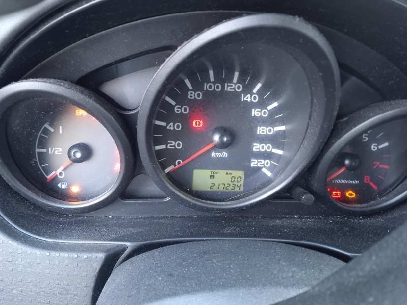 mitsubishi colt berlina 5 (z30a) del año 2006