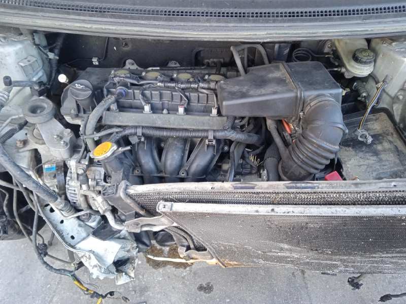 mitsubishi colt berlina 5 (z30a) del año 2006