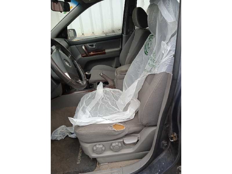 kia sorento del año 2004