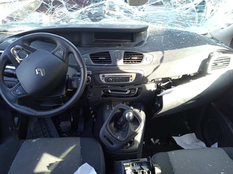 renault scenic iii del año 2014